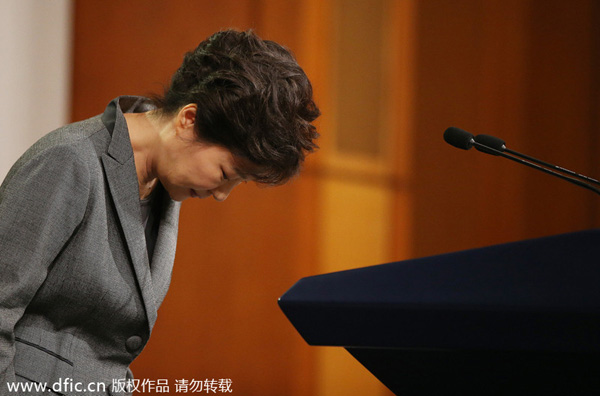 Park officially apologizes for ferry disaster