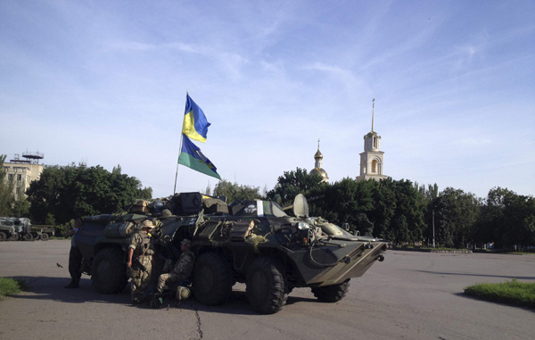 Ukrainian troops take over Sloviansk from militants