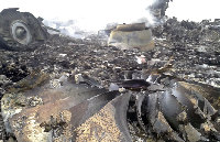 Malaysian personnel allowed at MH17 crash site