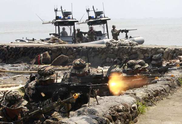Philippine, US troops begin naval exercises