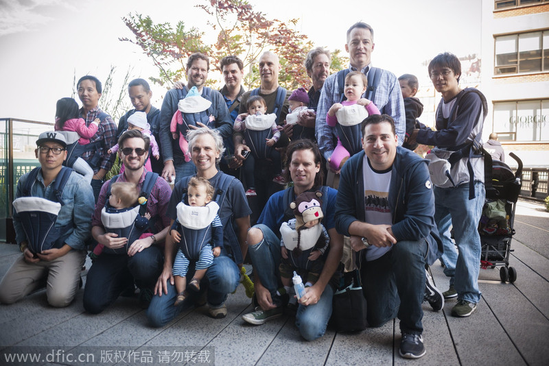 Dads Group celebrates International Babywearing Week