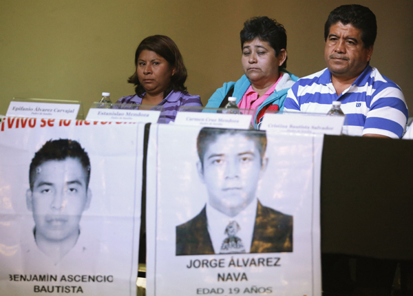 Mexico's missing students killed, burnt: Attorney General