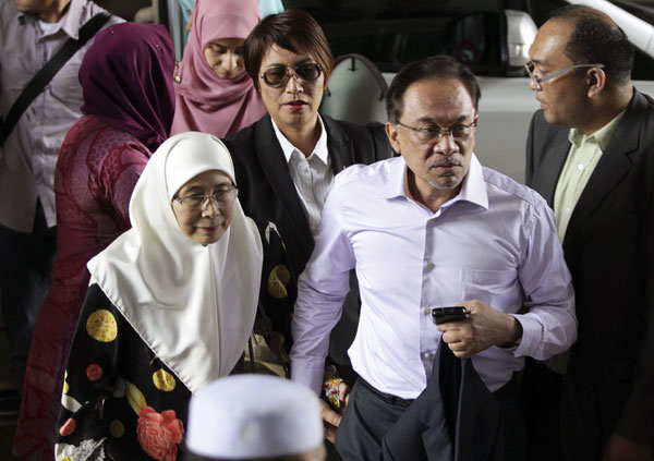 Malaysian court finds opposition leader guilty in sodomy case
