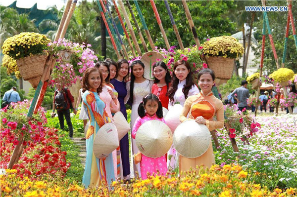 2nd Ao Dai Festival marked in Vietnam