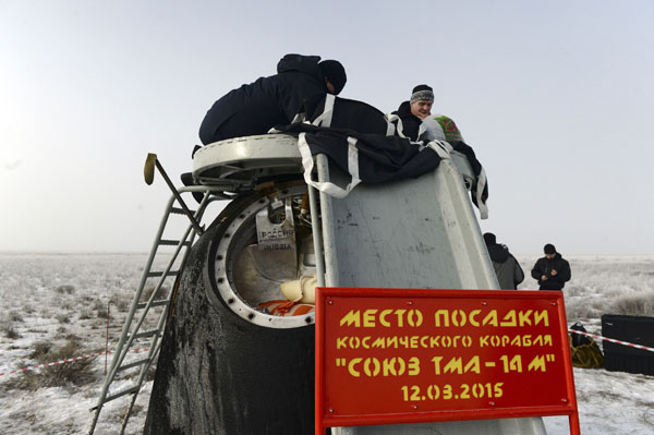 US-Russian space trio land safely in Kazakhstan