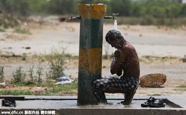 Over 1,100 die in heat wave across India