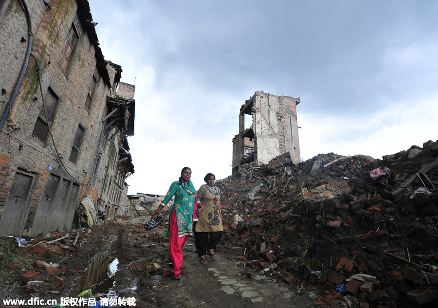 Nepal rebuilds home three months after earthquake