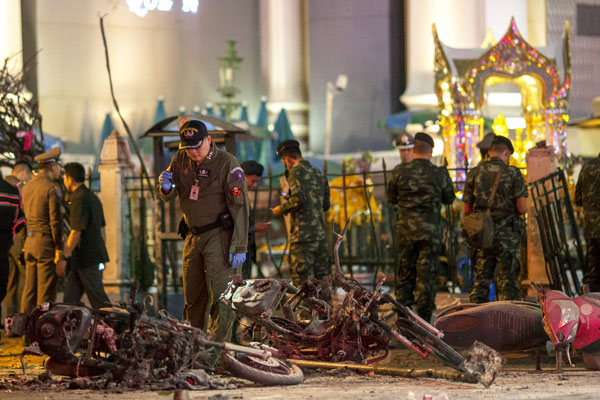 Bomb in Thai capital kills 19, including 3 Chinese nationals