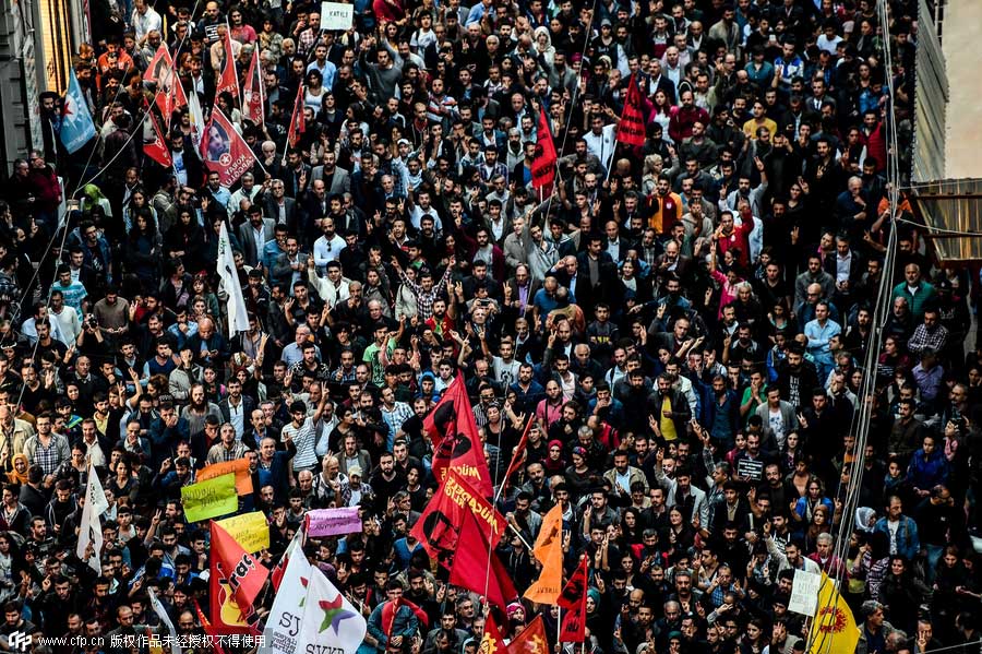 Thousands protest in Turkey after deadly suicide bombings