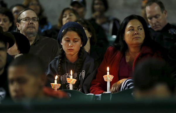 Candlelight vigil reflects San Bernardino tragedy