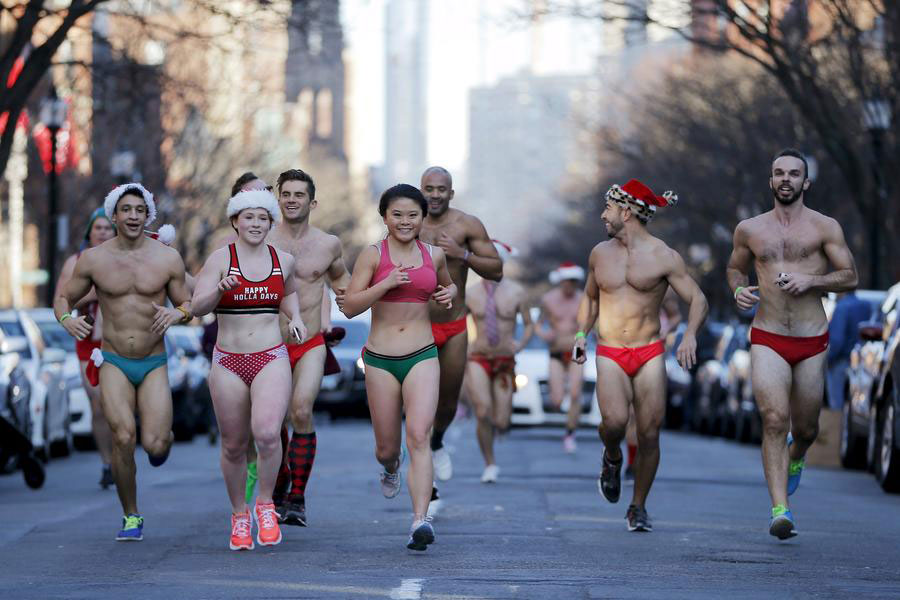 'Santa Speedo run' in Boston raises money for charity