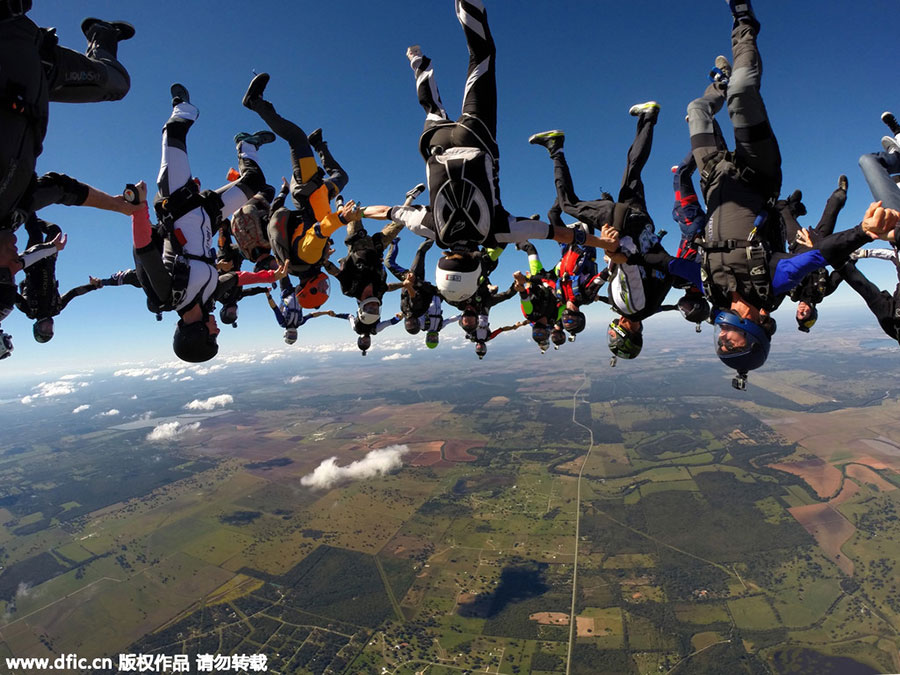 Yearender 2015: Heartstopping images of daredevils