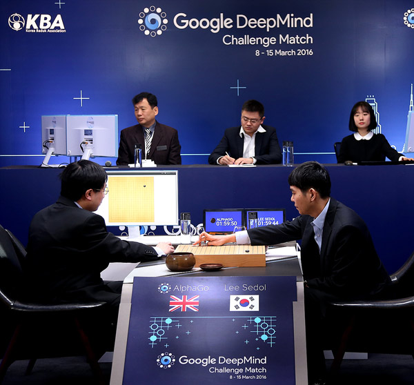 AlphaGo beats Lee Sedol in 2nd match - World 