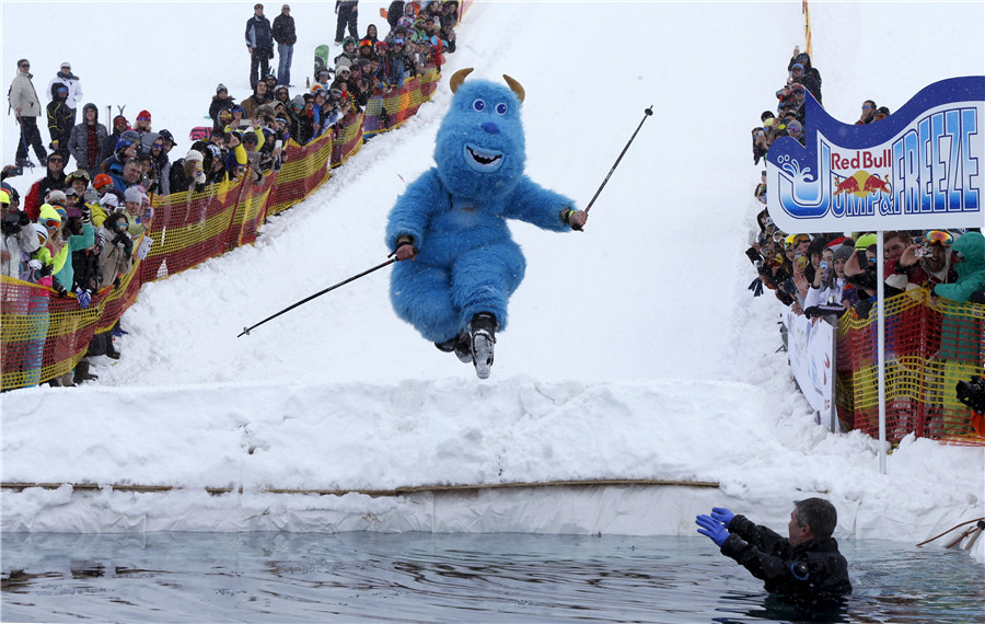 ingen kollektion mild Participants jump and freeze at Red bull competition[1]- Chinadaily.com.cn