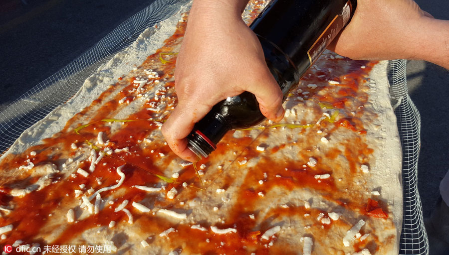 Record-breaking pizza made in Naples, Italy