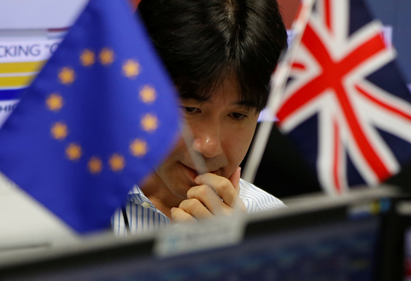 World stocks in freefall as UK votes for EU exit