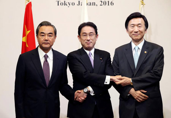 China, Japan, S. Korea should work to make differences managable