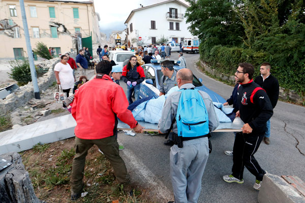 At least 73 killed after strong quake strikes Italy, topples buildings