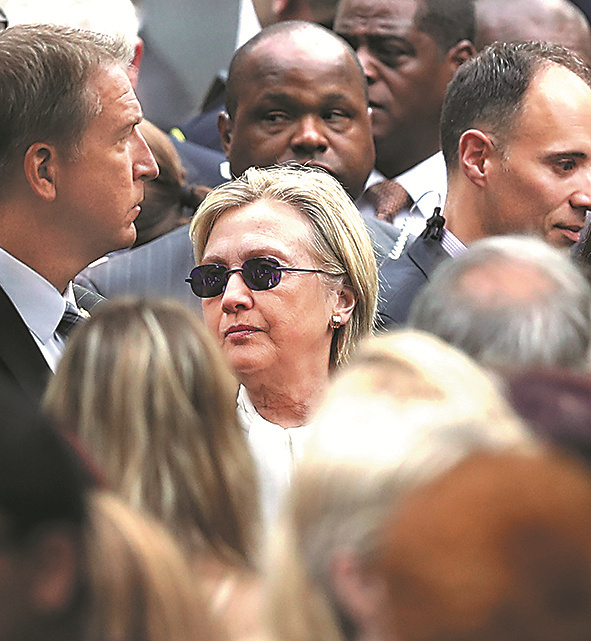 Clinton's health re-emerges as an issue