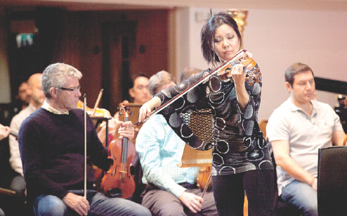 Top violinist in tune with herself