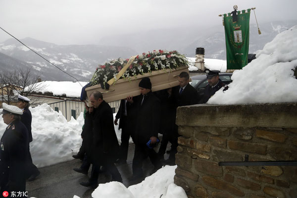 Toll from Italy avalanche climbs to 14 as hopes diminish