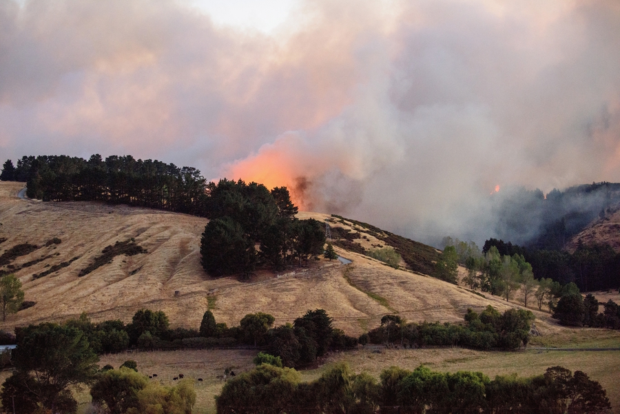 More than 1,000 evacuated in New Zealand wildfire