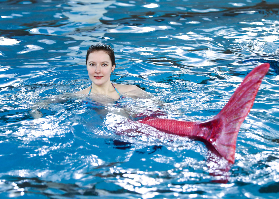 Mermaid swimming for fitness