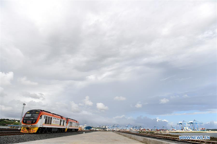 Kenya's standard gauge railway service officially begins operations