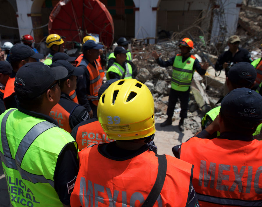 Mexican quake death toll rises to 90