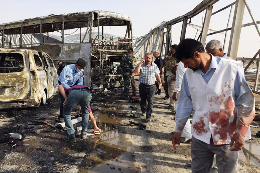 Dozens killed in bomb, gunfire attacks in southern Iraq
