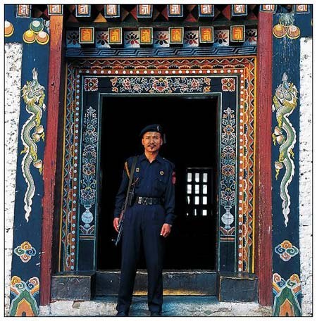 不丹最难抵达的人间净土_不丹:最难抵达的人间净土(组图)_乐途旅游网