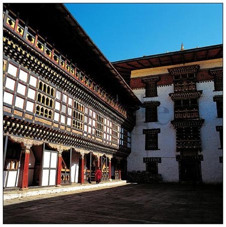 不丹最难抵达的人间净土_不丹:最难抵达的人间净土(组图)_乐途旅游网