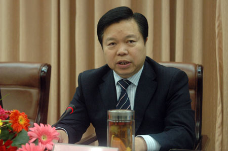 春雨润新城“网上看河南”采风团抵达新乡