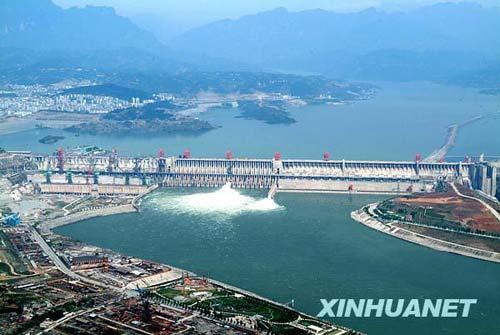 三峡工程见证新中国60年发展足迹