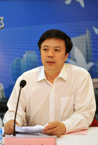 第八届“网上看河南”采风活动在郑州启动
