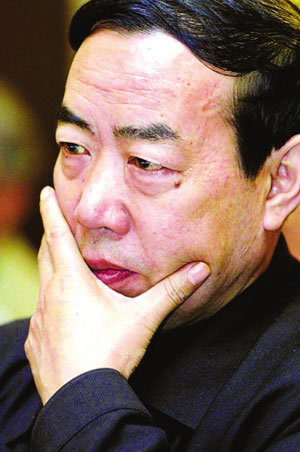 贾平凹《废都》被禁16年后出修改版 争论从未停息