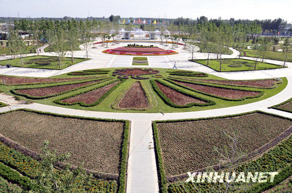 北京最大“花园”初露真容[组图]