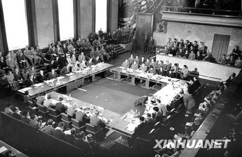 1954年：登上国际舞台