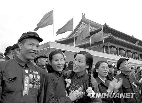 申纪兰：亲历者和见证人