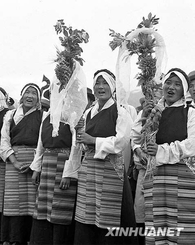 1959年：翻身农奴把歌唱
