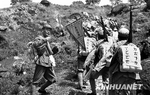 让更多人识字：建国初期扫盲纪实
