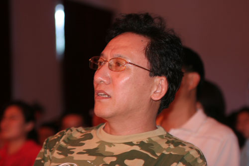 中国记协办公室主任王保华观看安塞县演出